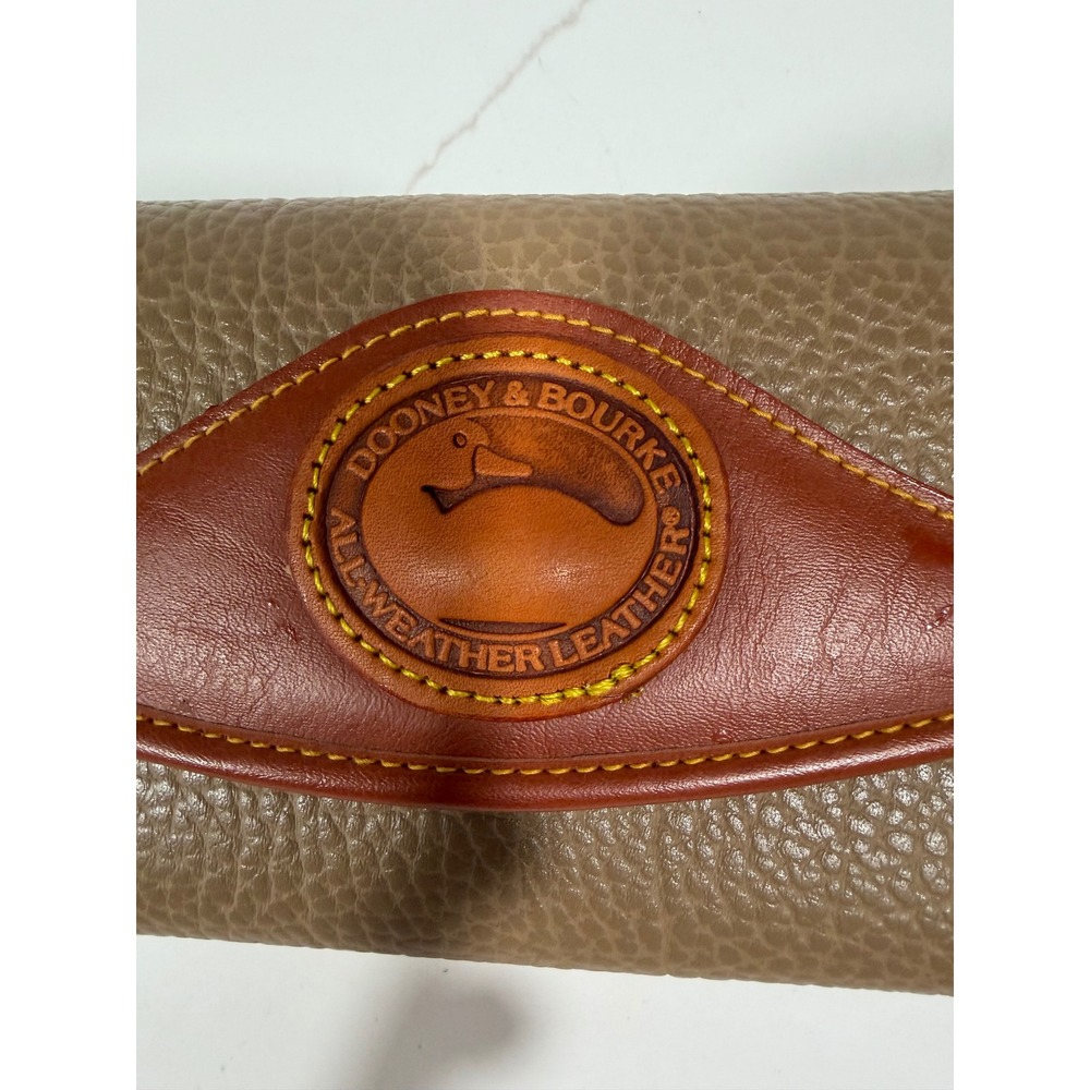 Dooney & Bourke Vintage All Weather Leather Checkbook Clutch Wallet Taupe Tan - Picture 3 of 9